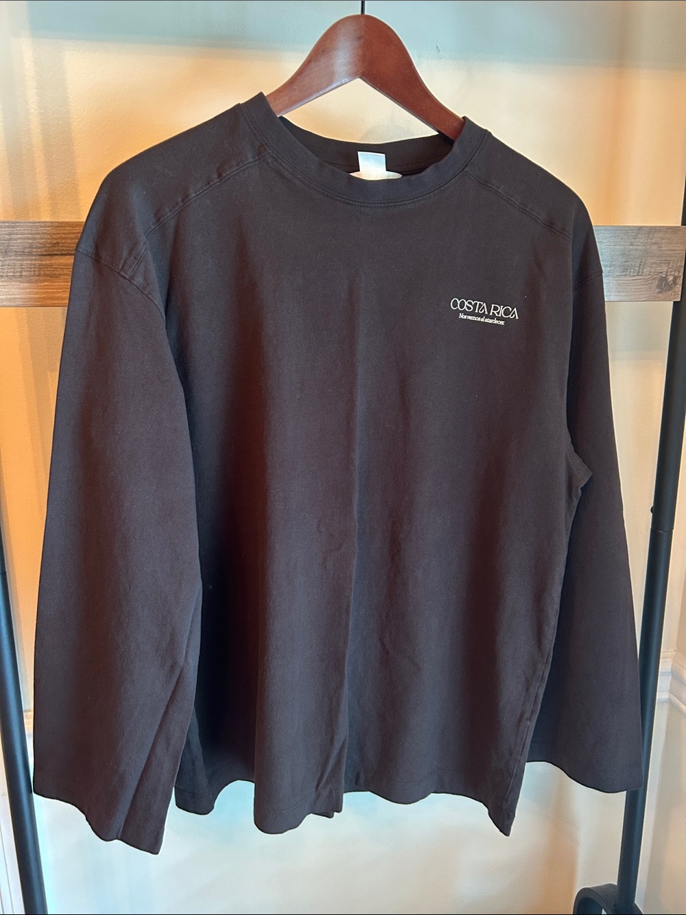 Women’s oversized long sleeve tee
